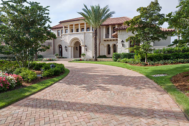 Best Professional Driveway Pavers  in Rendon, TX